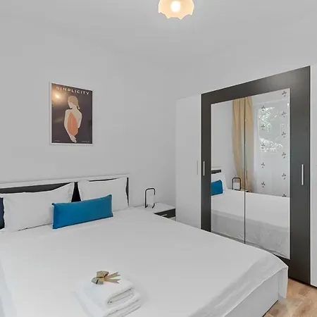 2 Bdr Near Hospital Grigore Alexandrescu Lägenhet Bukarest